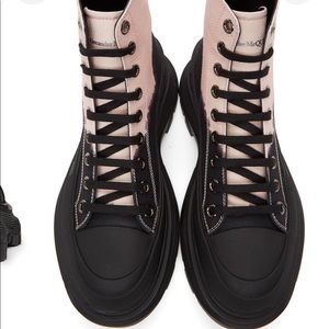 Meet your Posher, Cornelius